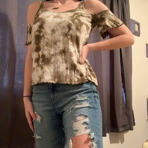 American Eagle top